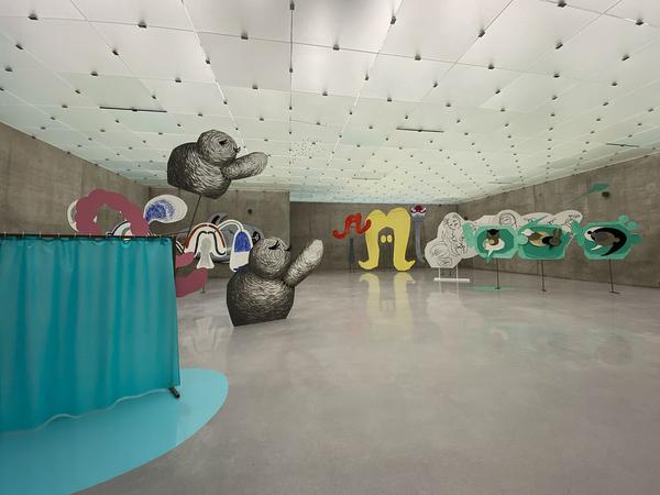 Kunsthaus Bregenz: Jakob Lena Knebl & Ashley Hans Scheirl - Seasonal Greetings (12.12.20 - 14.3.21 - currently closed due to Lockdown) https://www.kunsthaus-bregenz.at/ausstellungen/aktuelle-ausstellung/knebl-scheirl | Foto: eSeL