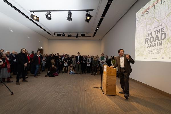 Künstlerhaus Wien: On the Road Again (Eröffnung, 17.2. - 21.5.2023) Foto: eSeL.at - Lorenz Seidler Foto: eSeL Lorenz Seidler