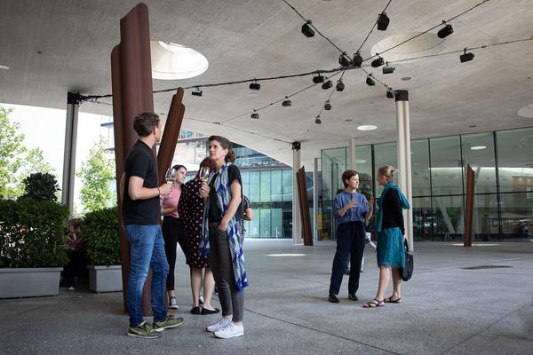 Erste Campus: Rupert Huber - Walking Music (Eröffnung, 7.6.2019, Dauer 7.-28.6.2019) http://www.erstestiftung.org/de/event/walking-music/ |  Foto: eSeL Foto: eSeL.at - Lorenz Seidler