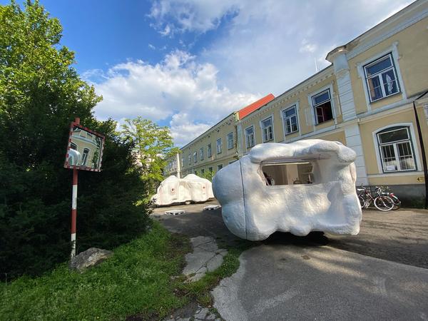 Schloss 25: Salon Hybrid / Stephanie Winter @ Preview Ateliergebäude (1130, Jagdschloßgasse 25)