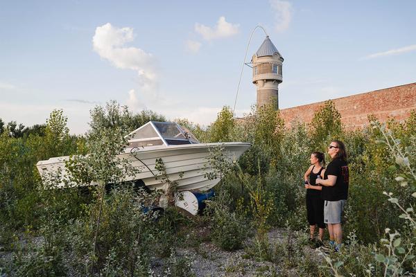 Wasteland. The Great Simplification - Susanne Kennedy / Markus Selg / DEBIT - 27.06.-07.07.2024 Foto: eSeL.at - Robert Puteanu