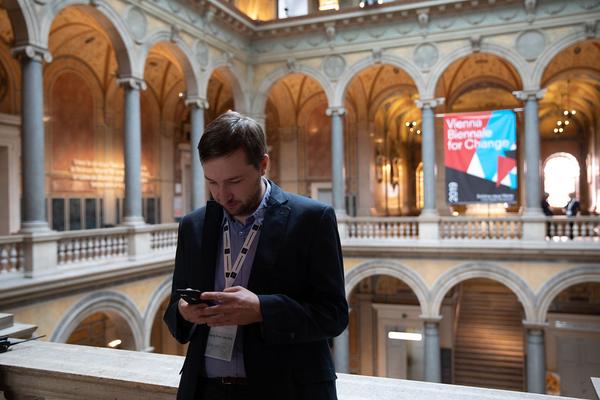 ERSTE Foundation Tipping Point Talks 2019: Uncanny Values Kuratorinführung @ MAK (19.9.2019) http://www.erstestiftung.org/de/200 | Foto: eSeL Foto: eSeL.at - Lorenz Seidler