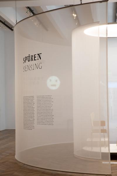 ERSTE Foundation Tipping Point Talks 2019: Uncanny Values Kuratorinführung @ MAK (19.9.2019) http://www.erstestiftung.org/de/200 | Foto: eSeL Foto: eSeL.at - Lorenz Seidler