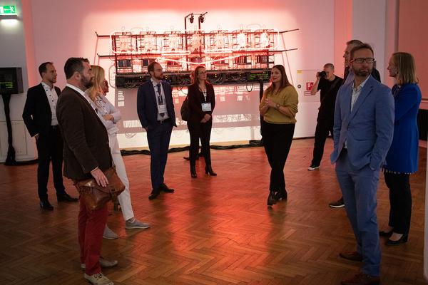 ERSTE Foundation Tipping Point Talks 2019: Uncanny Values Kuratorinführung @ MAK (19.9.2019) http://www.erstestiftung.org/de/200 | Foto: eSeL Foto: eSeL.at - Lorenz Seidler