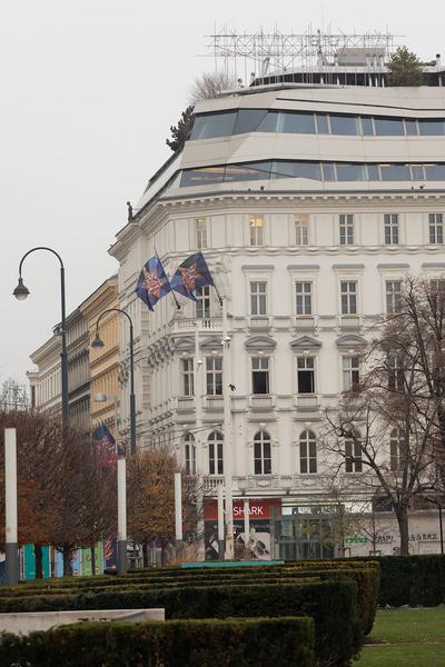 VARTA Haus: Wiener Times "27 Länder – ein Stern" (seit 25.11.2020) https://www.wertinvest.at/de/varta-haus | Foto: eSeL Foto: eSeL.at - Lorenz Seidler