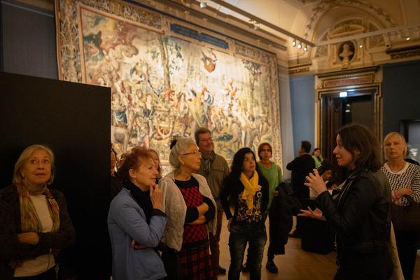 VIENNA ART WEEK / Kunsthistorisches Museum Wien: Führung Sonderausstellung "Raffael Gold & Seide" (14.11.2023) Foto: eSeL.at - Lorenz Seidler Foto: eSeL Lorenz Seidler