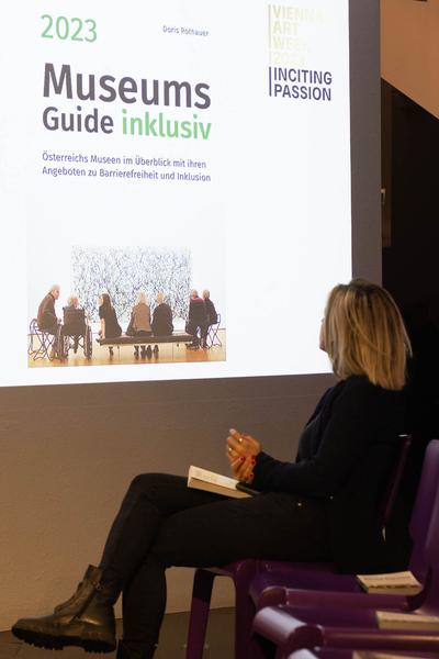 VIENNA ART WEEK für Alle: „Wie/Wann können Kunst und Kultur inklusiver werden?" Panel (MQ Raum D, 13.11.2023) Foto: eSeL.at - Lorenz Seidler Foto: eSeL Lorenz Seidler