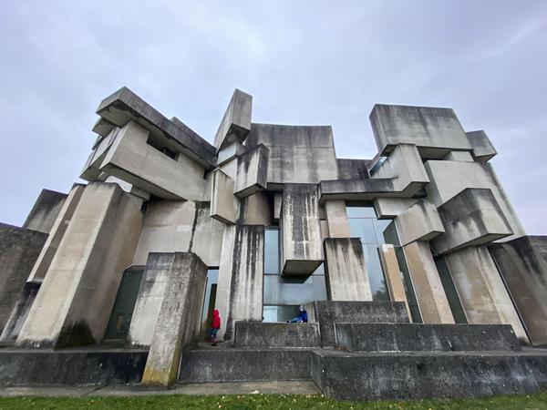 Wotruba-Kirche (2.11.2020) https://www.georgenberg.at | Foto: eSeL