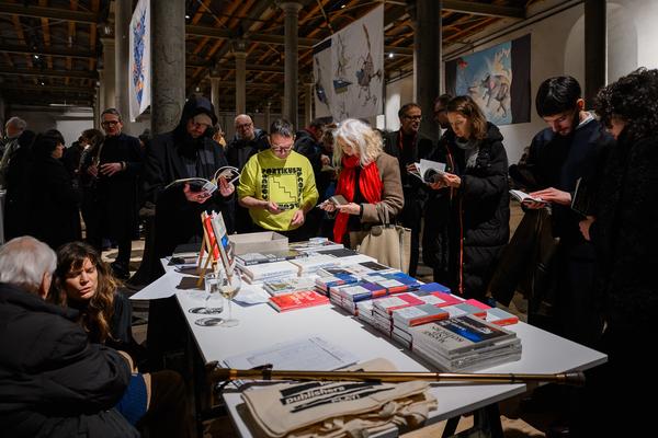 Alexander Kluge: Nachts träumen die Kulissen von ungesehenen Bildern - Eröffnung (Akademie der bildenden Künste Wien - Prospekthof, 05.02.2026) Foto: eSeL.at - Joanna Pianka