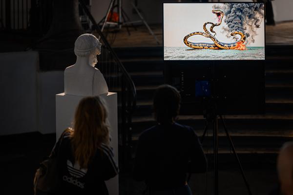 Alexander Kluge: Nachts träumen die Kulissen von ungesehenen Bildern - Eröffnung (Akademie der bildenden Künste Wien - Prospekthof, 05.02.2026) Foto: eSeL.at - Joanna Pianka
