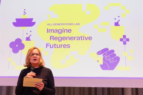 ReGenerativa Auftakt: &quot;Imagine Regenerative Futures&quot; (MQ Libelle, 1.12.2025) Foto: eSeL.at - Lorenz Seidler