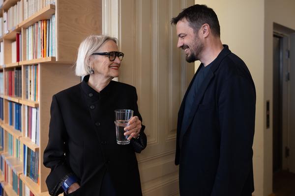 "Anecdotes and Arguments: How the colour of individual life allows for broader interpretations of the Holocaust" Timothy Snyder in conversation with Stephen Naron (Sigmund Freud Museum, 18.5.2026) Foto: eSeL.at - Lorenz Seidler