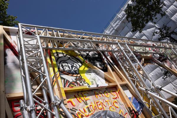 Angewandte Festival 2025: Monuments of the Future. Platzgestaltung Abt. Design Investigations (Oskar Kokoschka Platz, 25.6. - 28.6.2025) Foto: eSeL.at - Lorenz Seidler