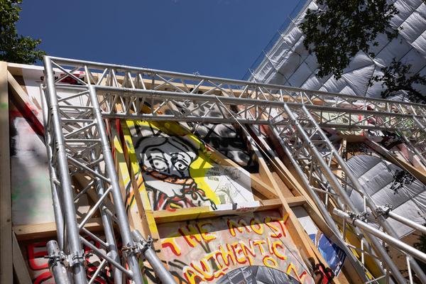 Angewandte Festival 2025: Monuments of the Future. Platzgestaltung Abt. Design Investigations (Oskar Kokoschka Platz, 25.6. - 28.6.2025) Foto: eSeL.at - Lorenz Seidler