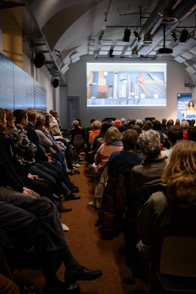 VIENNA ART WEEK 2025 Anupama Kundoo - Werkvortrag (Architekturzentrum Wien, 07.11.2025) Foto: eSeL.at - Joanna Pianka