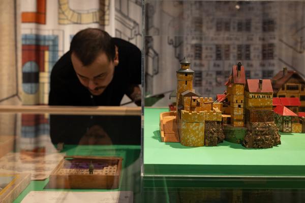 Architekturbaukästen 1890-1990. Die große Mitspielausstellung (MAK - Kunstblättersaal &amp; Offene Direktion, 7.10.2026 – 14.3.2027) Foto: eSeL.at - Lorenz Seidler