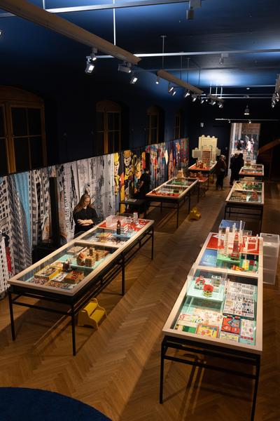 Architekturbaukästen 1890-1990. Die große Mitspielausstellung (MAK - Kunstblättersaal &amp; Offene Direktion, 7.10.2026 – 14.3.2027) Foto: eSeL.at - Lorenz Seidler