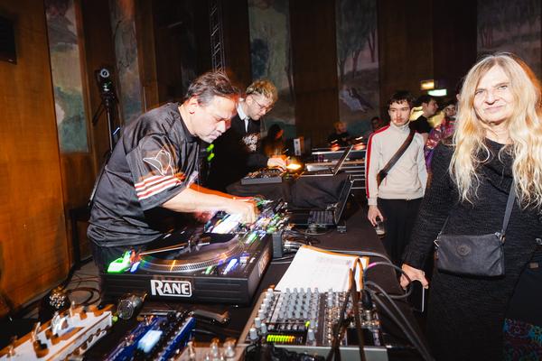 Posthuman Social Club vol. 6 – Artʹs Birthday of the Eternal Network (Radiokulturhaus, 17.01.2026) Foto: eSeL.at - Robert Puteanu