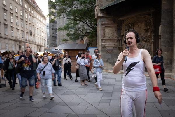 Austrofred &quot;Magic Music Walk&quot; (Wir.Sind.Wien.Festival @ 1010, 1.6.2025) Foto: eSeL.at - Lorenz Seidler
