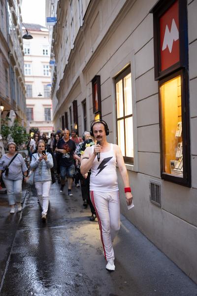 Austrofred &quot;Magic Music Walk&quot; (Wir.Sind.Wien.Festival @ 1010, 1.6.2025) Foto: eSeL.at - Lorenz Seidler