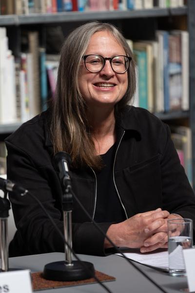 Neue Direktorin des Architektur-zentrum Wien: Doris Kleilein (Pressekonferenz AzW Bibliothek, 22.4.2026) Foto: eSeL.at - Lorenz Seidler