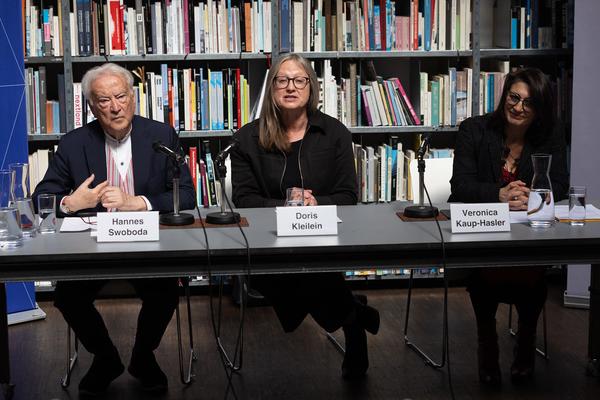 Neue Direktorin des Architektur-zentrum Wien: Doris Kleilein (Pressekonferenz AzW Bibliothek, 22.4.2026) Foto: eSeL.at - Lorenz Seidler