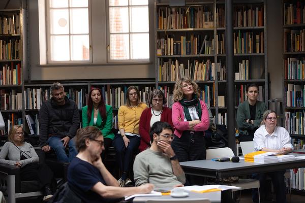 Neue Direktorin des Architektur-zentrum Wien: Doris Kleilein (Pressekonferenz AzW Bibliothek, 22.4.2026) Foto: eSeL.at - Lorenz Seidler