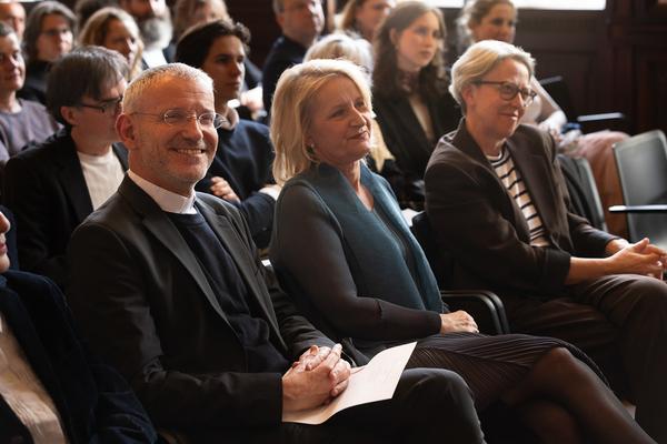 Festakt: Berufstitel "Professorin" an Frau Dr.in Johanna Schwanberg (Künstlerhaus Ranftlzimmer, 21.4.2026) Foto: eSeL.at - Lorenz Seidler