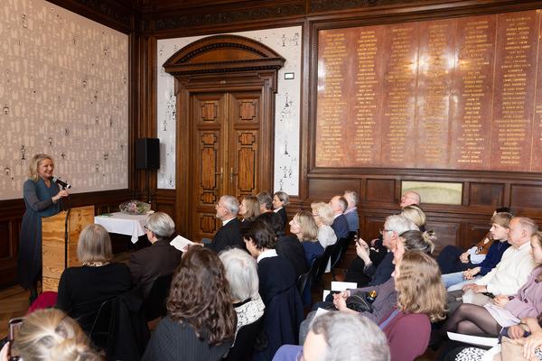 Festakt: Berufstitel "Professorin" an Frau Dr.in Johanna Schwanberg (Künstlerhaus Ranftlzimmer, 21.4.2026) Foto: eSeL.at - Lorenz Seidler