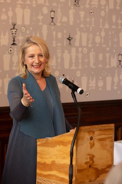 Festakt: Berufstitel "Professorin" an Frau Dr.in Johanna Schwanberg (Künstlerhaus Ranftlzimmer, 21.4.2026) Foto: eSeL.at - Lorenz Seidler