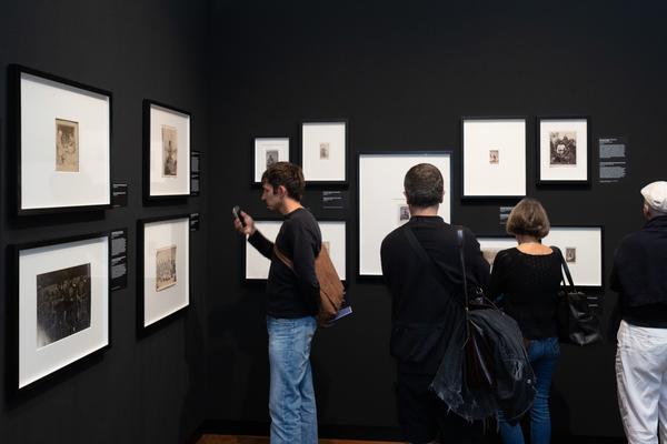 Blutregen. Fotografie und Waffenhandel (Weltmuseum Wien, 29.9.2026 - 18.4.2027) Foto: eSeL.at - Lorenz Seidler