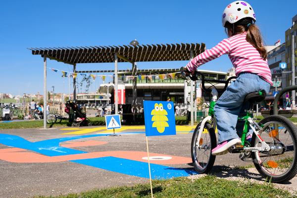 Creatives for Vienna – Making Spaces X Klima Biennale Wien: Bruno – Workshop „Let’s Bruno“ (Bruno-Pittermann-Platz, 24.04.2026) Foto: Wirtschaftsagentur Wien / eSeL.at - Joanna Pianka