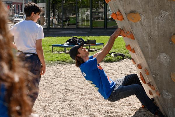 Creatives for Vienna – Making Spaces X Klima Biennale Wien: Bruno – Workshop „Let’s Bruno“ (Bruno-Pittermann-Platz, 24.04.2026) Foto: Wirtschaftsagentur Wien / eSeL.at - Joanna Pianka