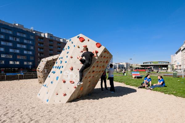 Creatives for Vienna – Making Spaces X Klima Biennale Wien: Bruno – Workshop „Let’s Bruno“ (Bruno-Pittermann-Platz, 24.04.2026) Foto: Wirtschaftsagentur Wien / eSeL.at - Joanna Pianka