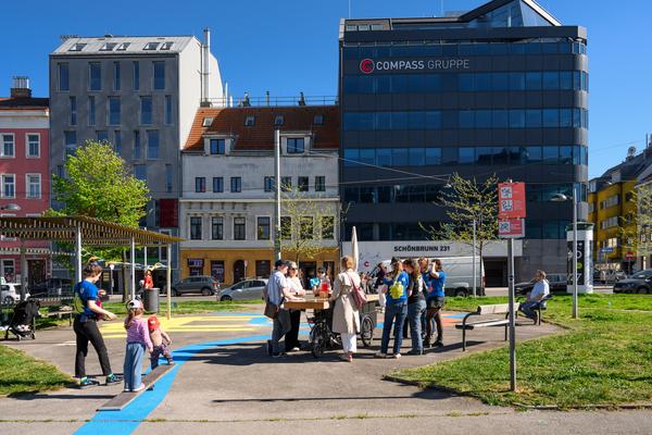 Creatives for Vienna – Making Spaces X Klima Biennale Wien: Bruno – Workshop „Let’s Bruno“ (Bruno-Pittermann-Platz, 24.04.2026) Foto: Wirtschaftsagentur Wien / eSeL.at - Joanna Pianka
