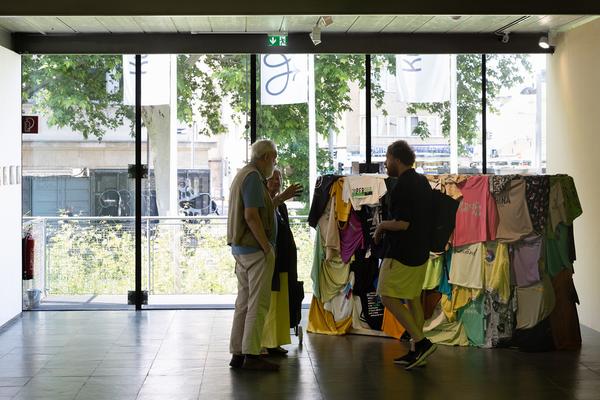 Burn The Diaries, Read Them Out Loud (Kunsthalle Wien Karlsplatz, 5.6. - 19.10.2025) Foto: eSeL.at - Lorenz Seidler