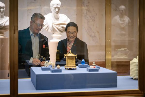 Chinesische Kunst aus der Verbotenen Stadt (KHM Goldener Saal Kunstkammer, 02.12.2025 - 06.04.2026) Foto: eSeL.at - Joanna Pianka