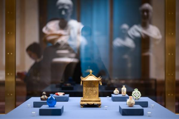 Chinesische Kunst aus der Verbotenen Stadt (KHM Goldener Saal Kunstkammer, 02.12.2025 - 06.04.2026) Foto: eSeL.at - Joanna Pianka