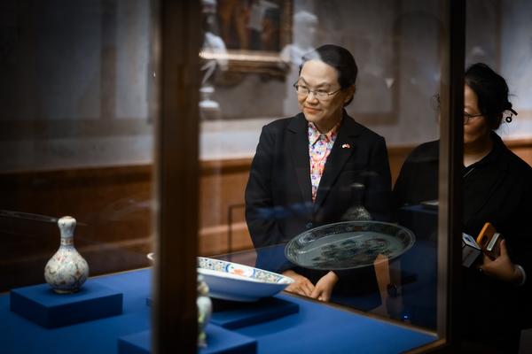 Chinesische Kunst aus der Verbotenen Stadt (KHM Goldener Saal Kunstkammer, 02.12.2025 - 06.04.2026) Foto: eSeL.at - Joanna Pianka