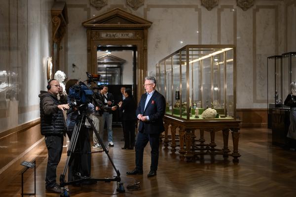 Chinesische Kunst aus der Verbotenen Stadt (KHM Goldener Saal Kunstkammer, 02.12.2025 - 06.04.2026) Foto: eSeL.at - Joanna Pianka