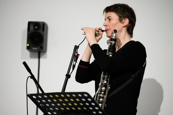 Choir of Kin – Photosynthesizer: Live Activation I (das weisse haus, 16.04.2026) Foto: eSeL.at - Joanna Pianka