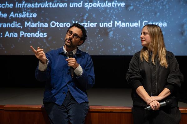 CIVA 2025: Building for Quantum: On Quantum Computing, Technological Infrastructures and Speculatevie Artistic Approaches  (Belvedere 21, 3.10.2025) Foto: eSeL.at - Lorenz Seidler