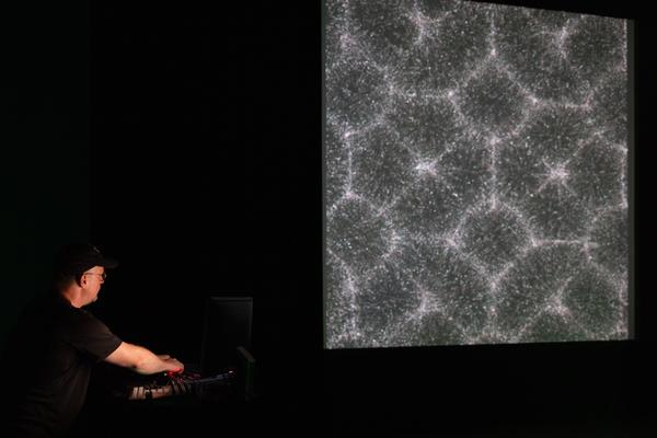 Zanshin &quot;Always Everywhere&quot; @ CIVA 2025: Indeterminate Apparatus (Belvedere 21, 3.10.2025) Foto: eSeL.at - Lorenz Seidler