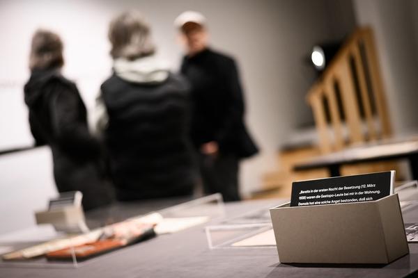 Community Museum &quot;Auch das waren wir&quot; (Goethehof, 05.11. - 05.12.2025) Foto: eSeL.at - Joanna Pianka