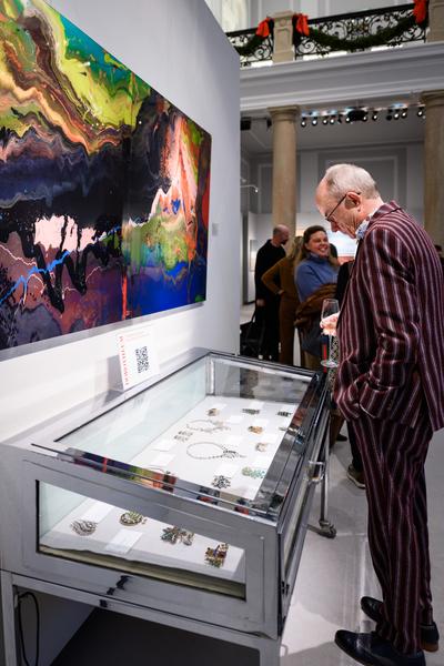 Costume Jewelry - Buchpräsentation Taschen Verlag (Dorotheum, 03.12.2025) Foto: eSeL.at - Joanna Pianka