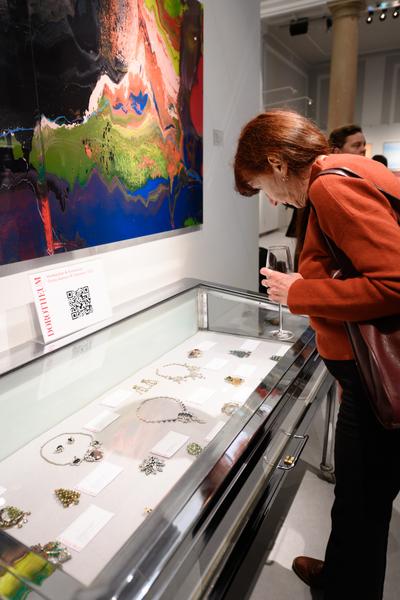 Costume Jewelry - Buchpräsentation Taschen Verlag (Dorotheum, 03.12.2025) Foto: eSeL.at - Joanna Pianka