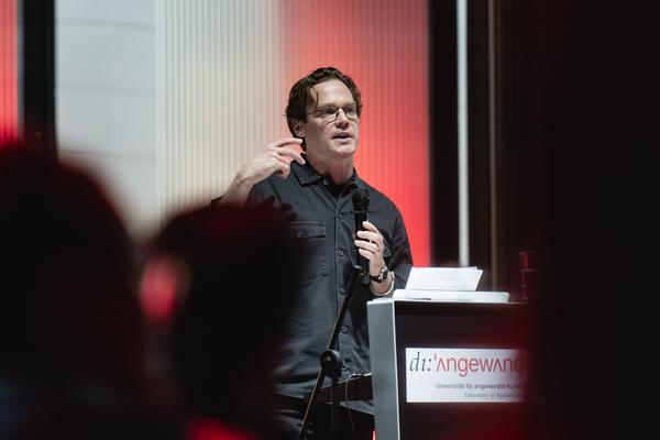 Public Symposium Crafting Data - Material Practices in Art and AI (Universität für angewandte Kunst, 27.01.2026) Foto: eSeL.at - Robert Puteanu