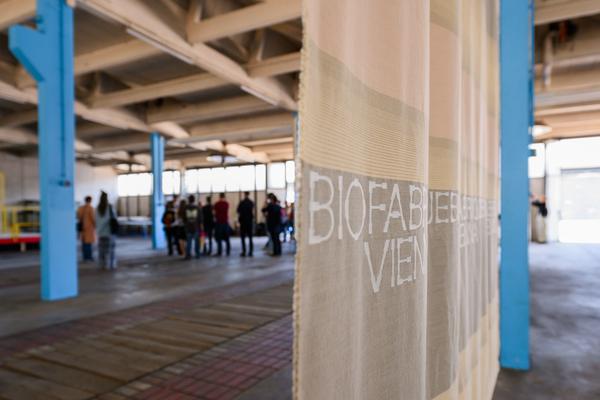 Tour 1: Creatives for Vienna – Making Spaces X Klima Biennale Wien (Nordwestbahnhof, 18.04.2026) Foto: Wirtschaftsagentur Wien / eSeL.at - Joanna Pianka