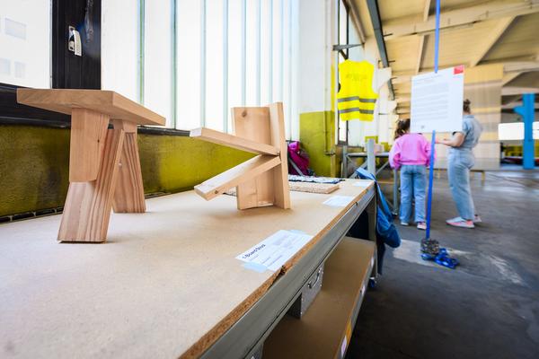 Tour 1: Creatives for Vienna – Making Spaces X Klima Biennale Wien (Nordwestbahnhof, 18.04.2026) Foto: Wirtschaftsagentur Wien / eSeL.at - Joanna Pianka