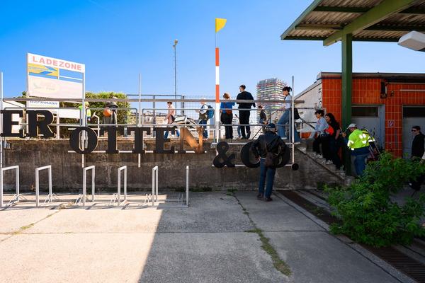 Tour 1: Creatives for Vienna – Making Spaces X Klima Biennale Wien (Nordwestbahnhof, 18.04.2026) Foto: Wirtschaftsagentur Wien / eSeL.at - Joanna Pianka